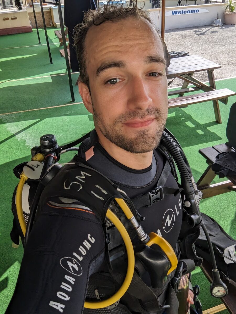 Imanol in Tauchusrüstig